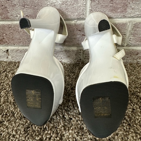 🤍 High Heels 🤍 - Picture 2 of 4